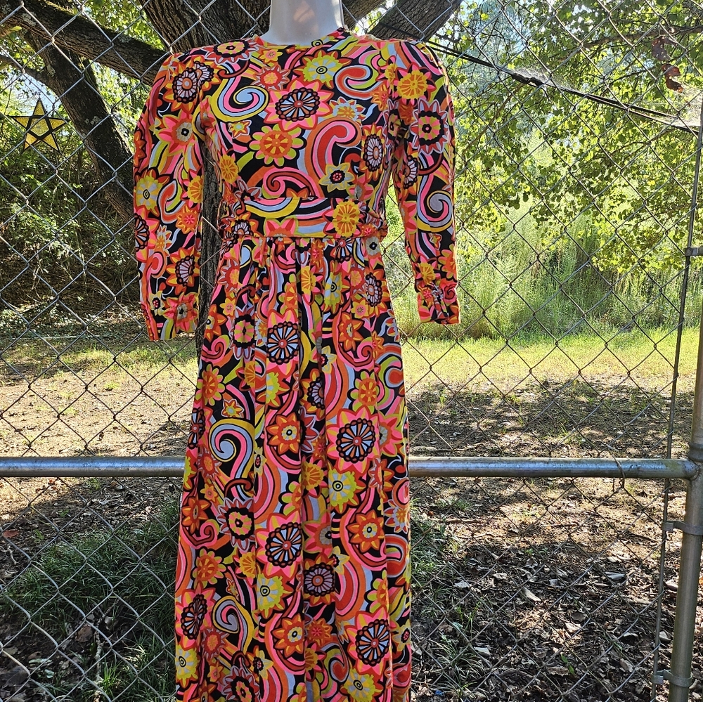 Vintage 70s Swirl Dress Diy Retro Barkcloth